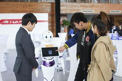 第401家一級智慧4S店開業(yè) 捷途以'會玩'贏得用戶青睞與智能機器人研發(fā)新突破