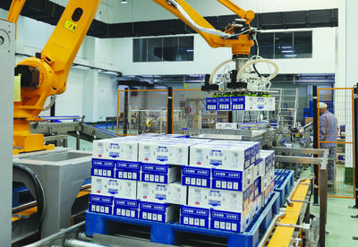 產(chǎn)能提升銷售旺 智能機器人研發(fā)驅(qū)動產(chǎn)業(yè)變革